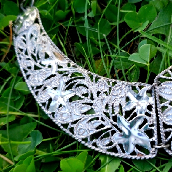 Vtg Barrera for Avon Chunky Ornate Collar Necklace - Picture 8 of 10